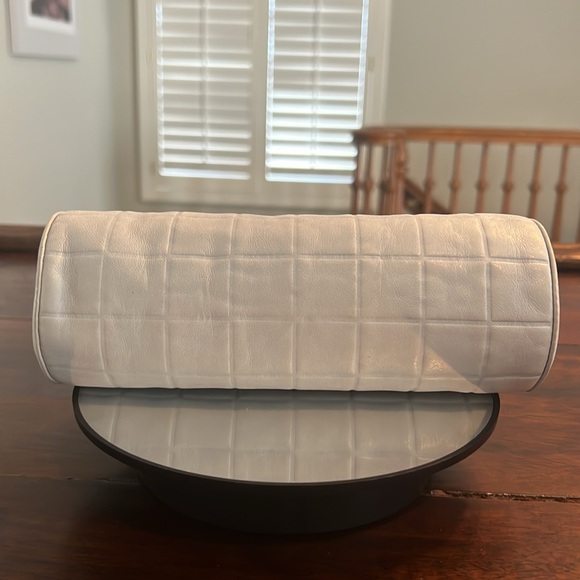 CHANEL Chocolate Bar COCO Mark Cylindrical Pouch Powder Blue - Picture 3 of 9